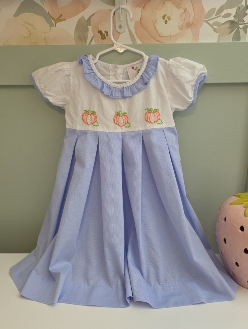 Eliza James 4t Fall Blue andWhite Pumpkin Embroidered Dress Cecil Lou Smocked